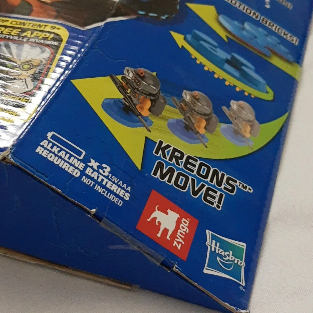 KRE-O CityVille Invasion Marina Madness Set DIY Brick Build Kit A3249 SEALED